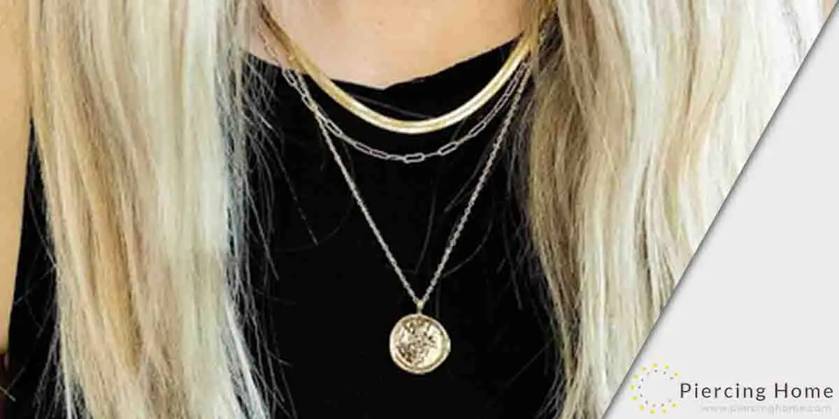 Necklace Chains That Stuck And Trap Your Hair