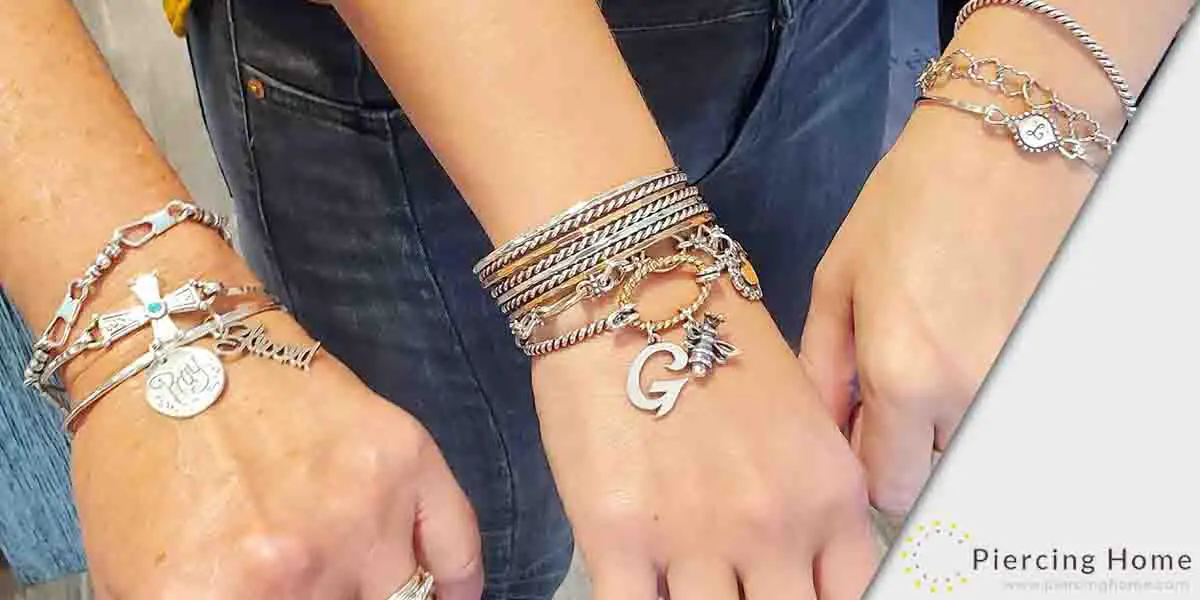 Can You Put Pandora Charms On A James Avery Bracelet? - Piercinghome